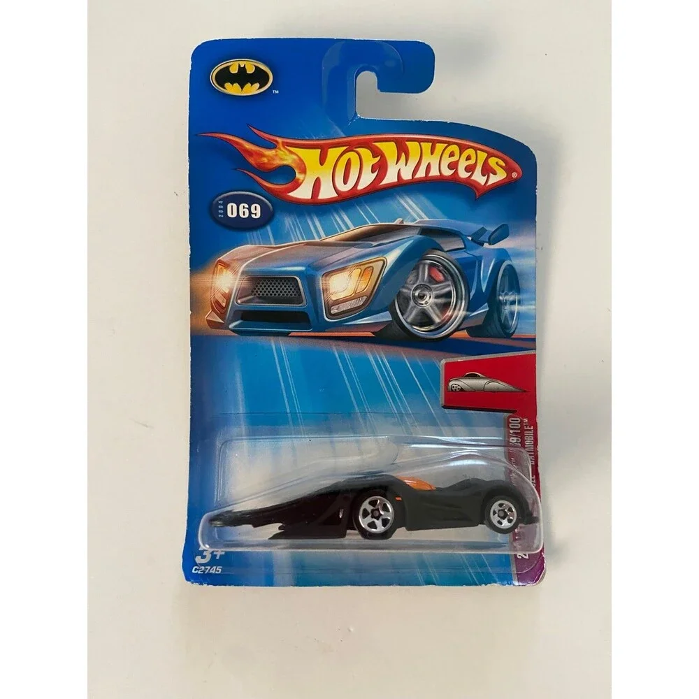 Hot Wheels 2004 First Edition 69/100 crooked Batmobile New